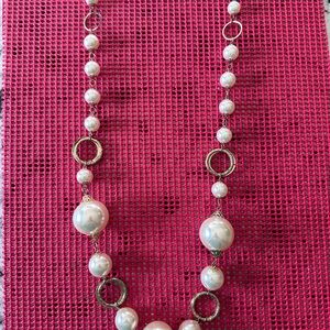 Pearl Beaded Necklace with Gold Ring Accents - White